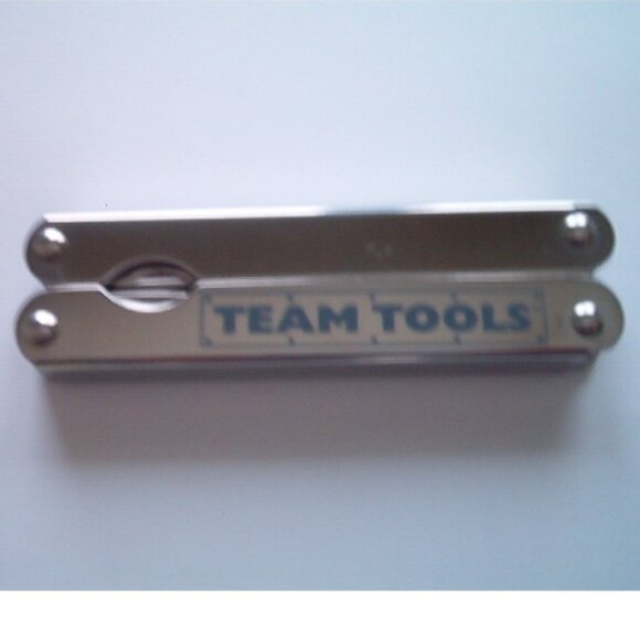 Team Tools 12-in-1 Stainless Steel Compact Foldable Multi-Tool - Picture 2 of 2